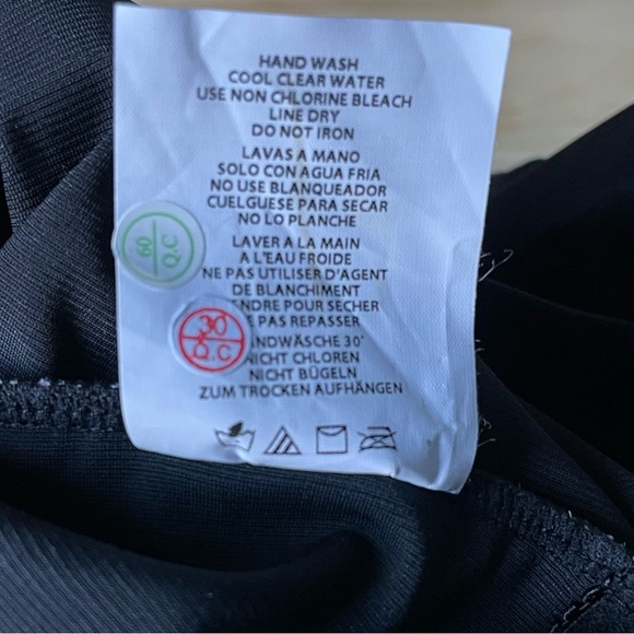 New! Miraclesuit Black Plumeria Temptress One Piece Swimsuit nwot 35099 - Picture 12 of 13